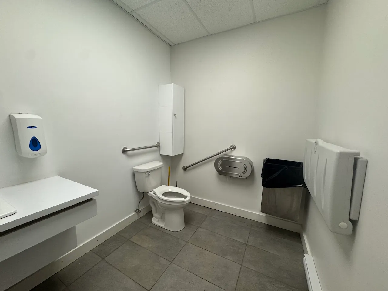 Universal restroom in the hotel