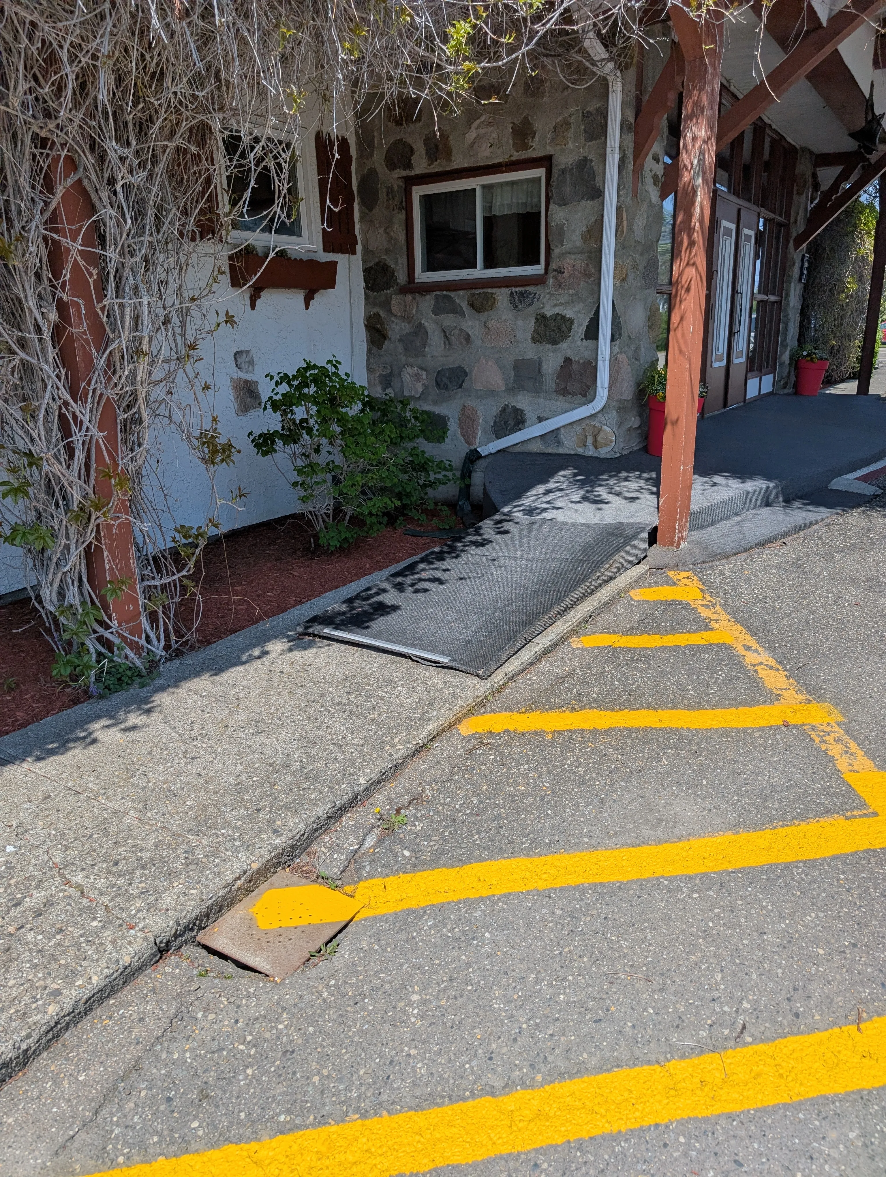 Access ramp on the side of the front door
