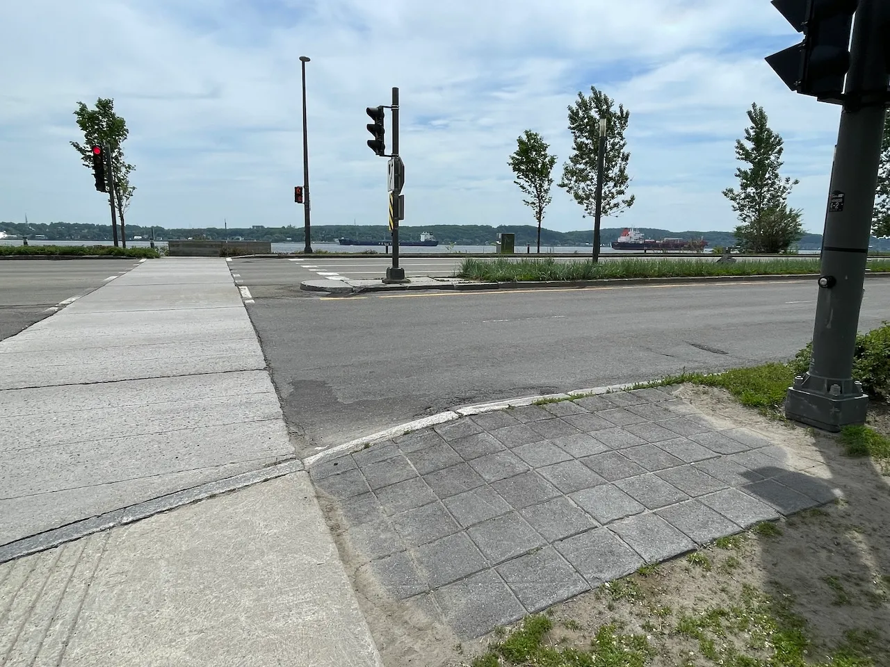 Traverse piétonne vers la Promenade