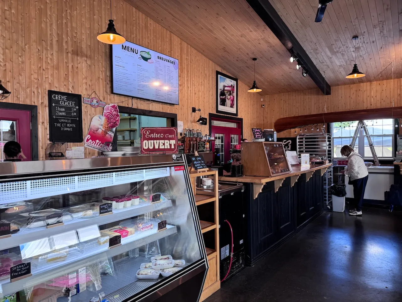 Food counter