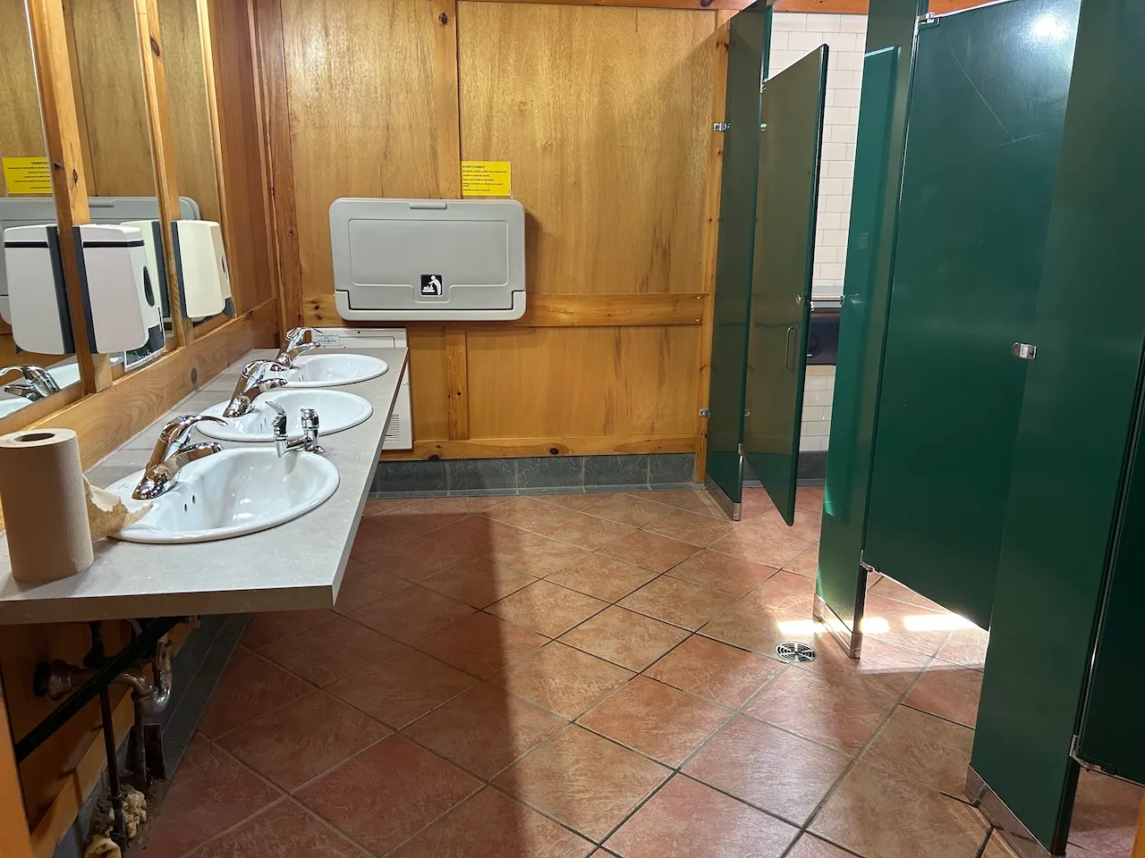 Restroom facility - Women's Restroom