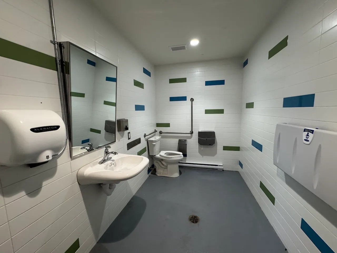 Universal restroom