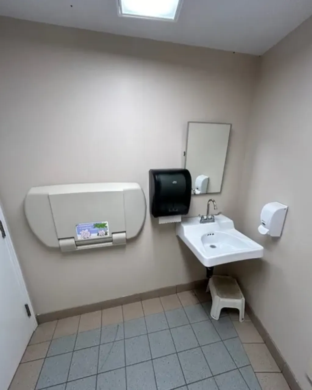 Reception Building: Restroom
