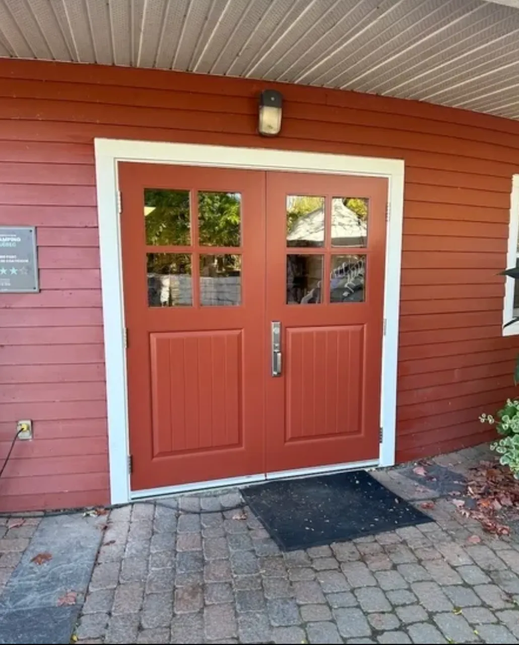 Reception Building: Main Entrance