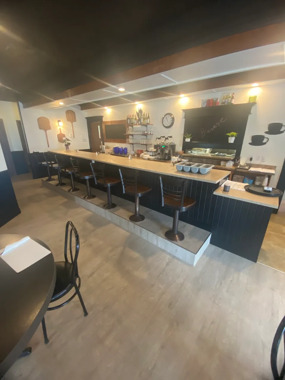 Bar counter