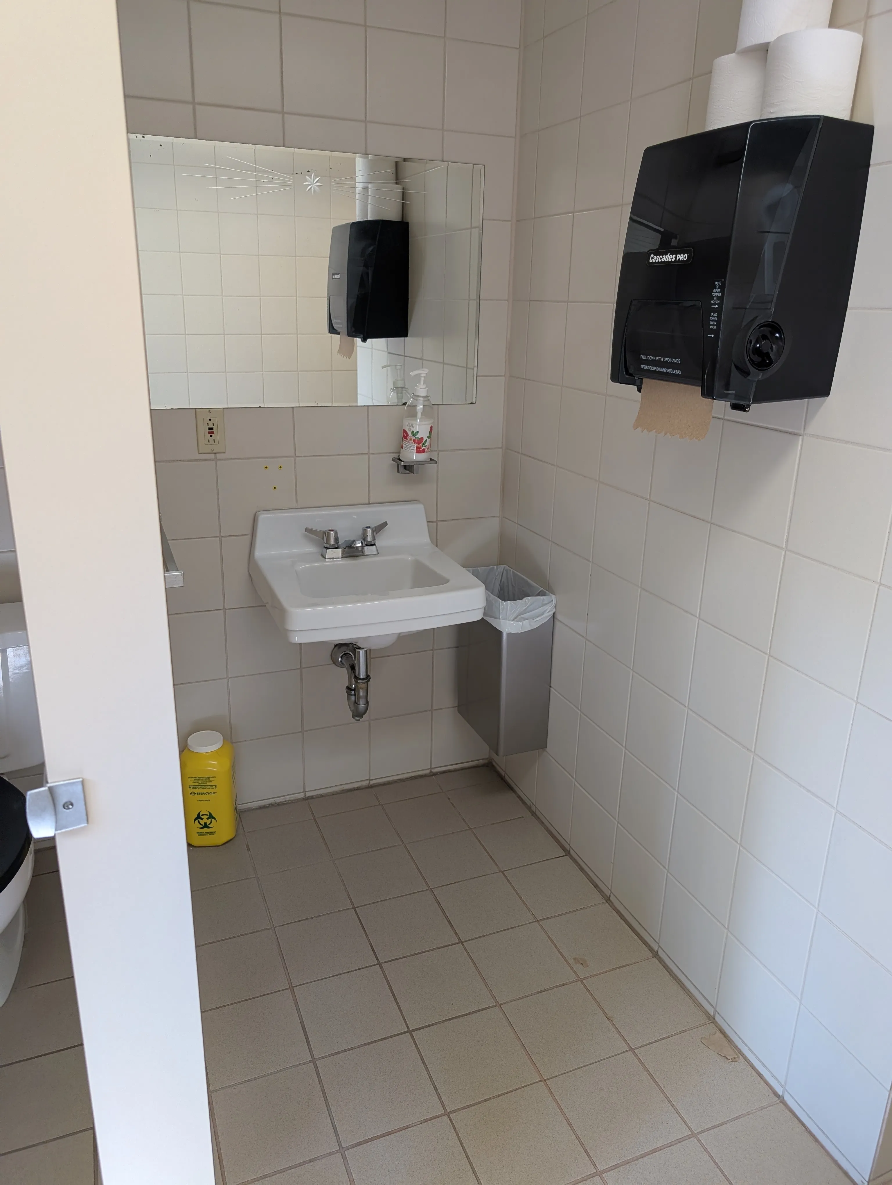 Bathroom - sink - men's floor