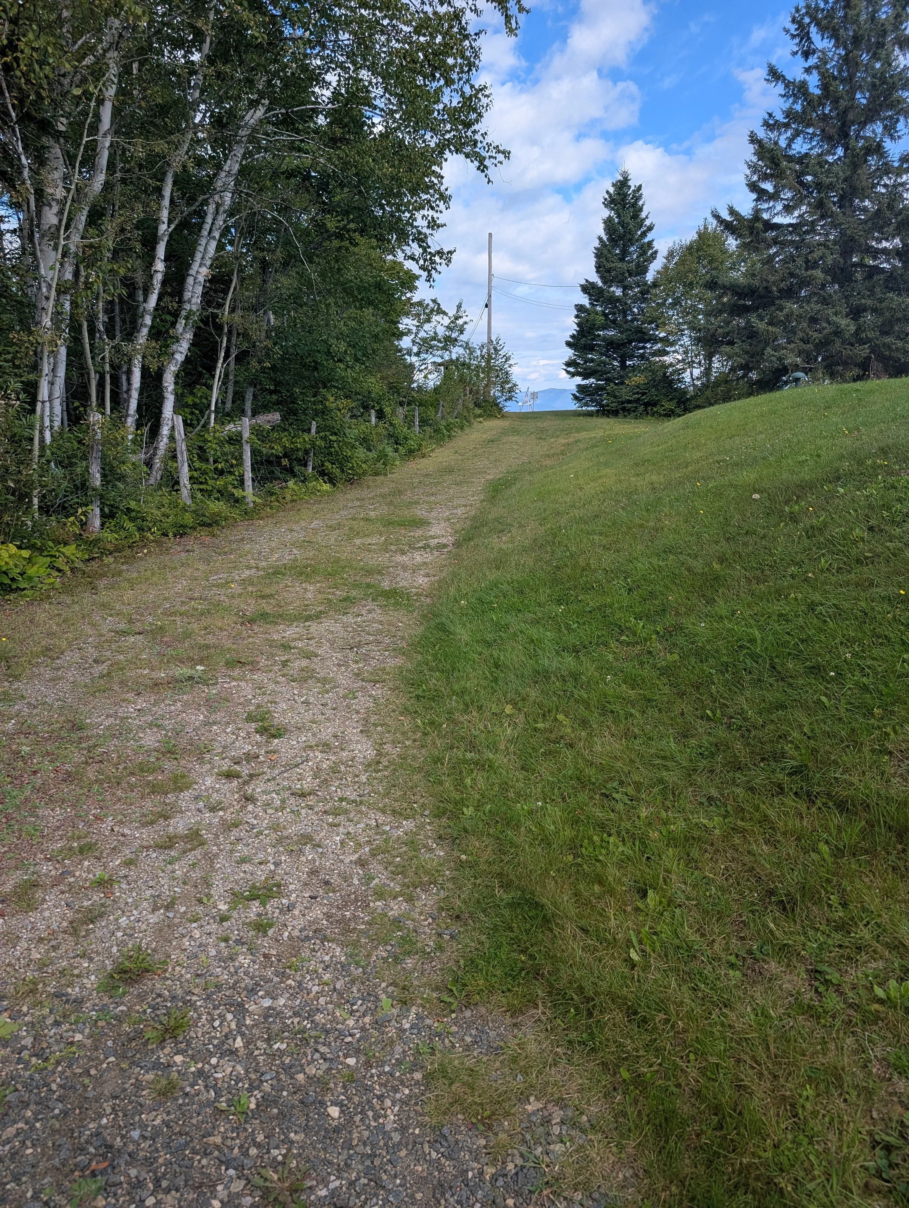 Path to the Cross of Saint-Hilarion