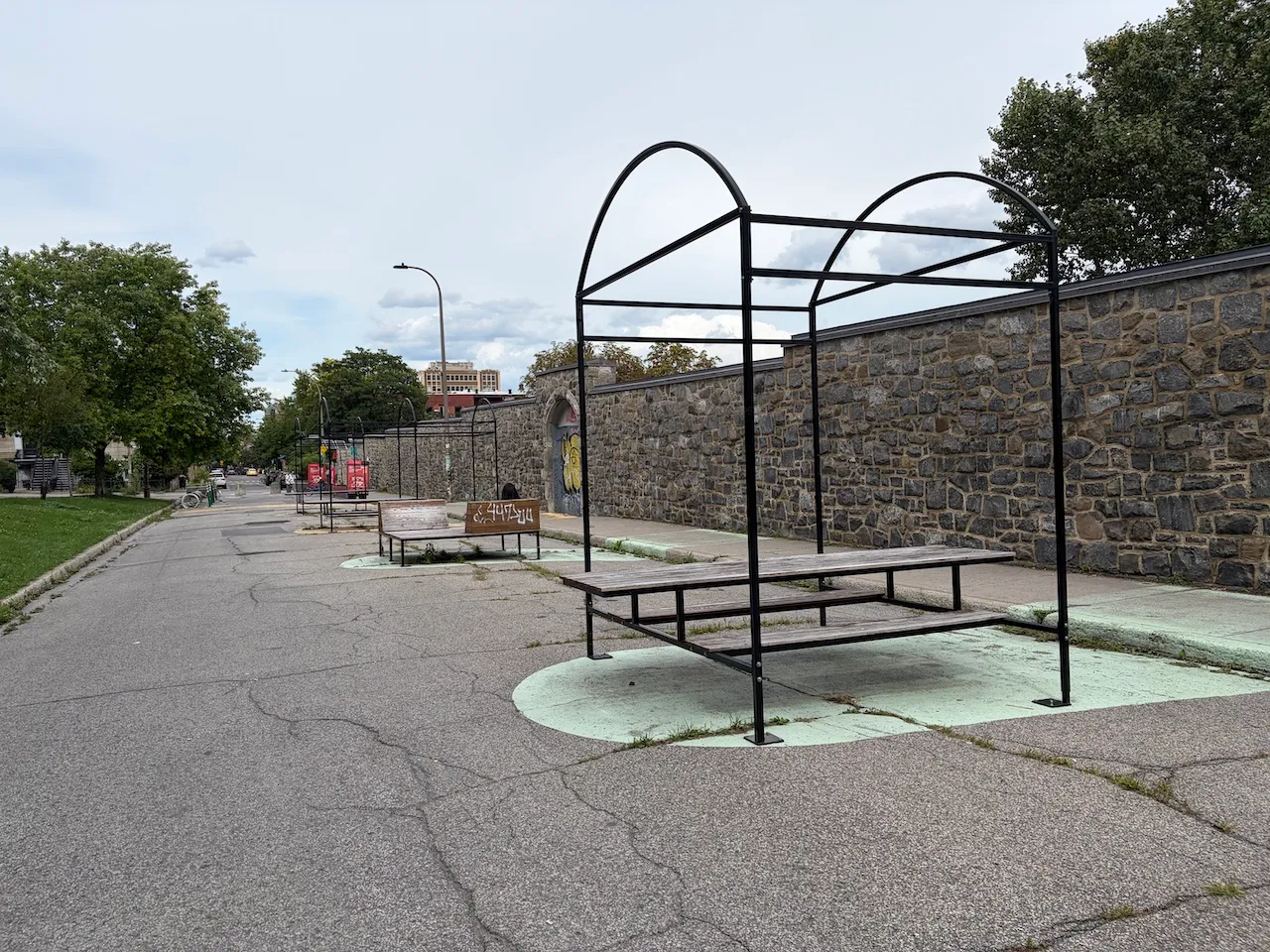 West Duluth Avenue - Accessible table