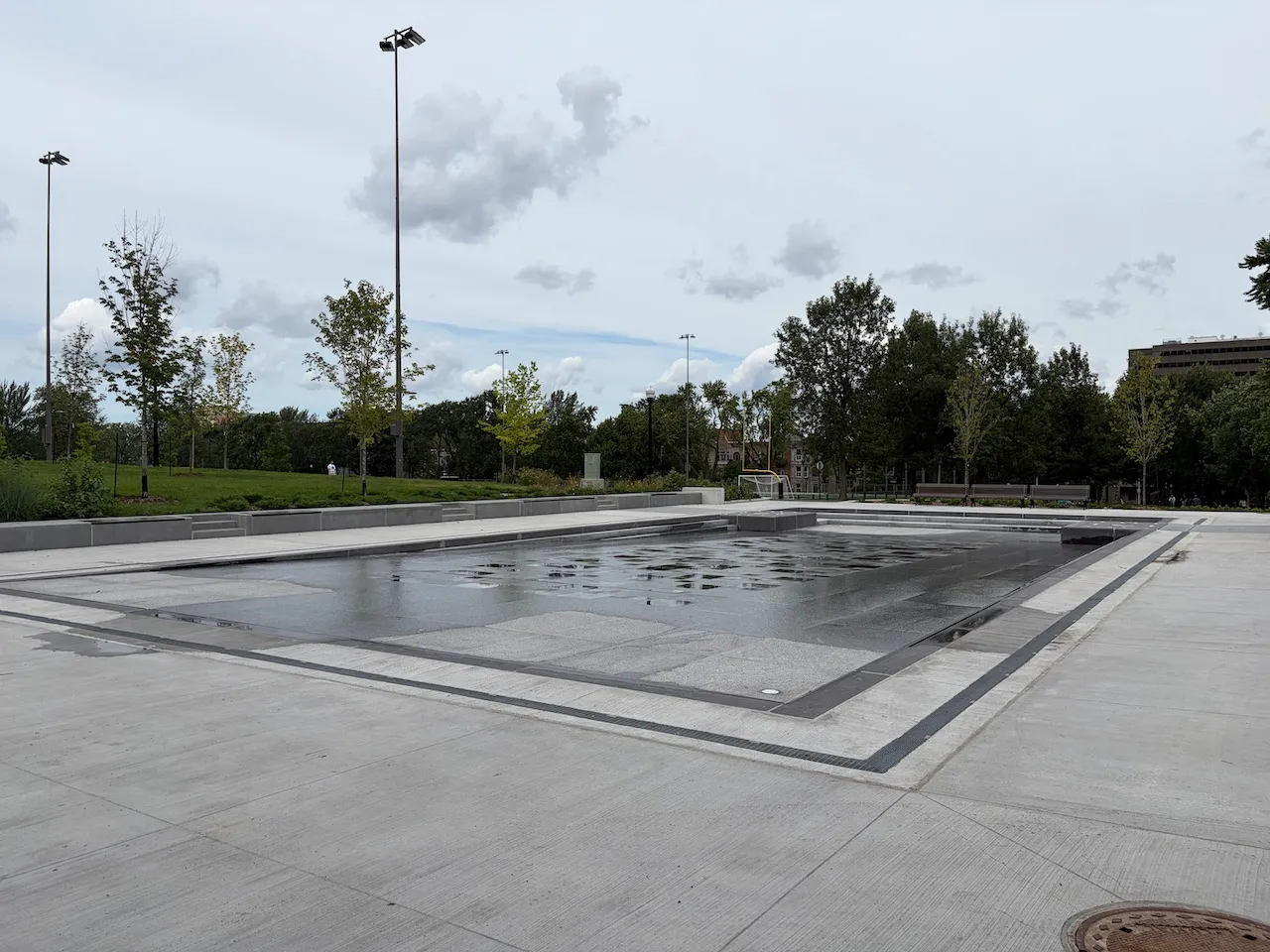 Splash pad